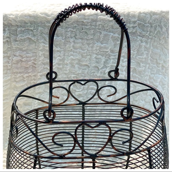 VTG Shabby Chic Farmhouse Egg Metal Oval ❤️ Detail Decorative Basket - Picture 10 of 12